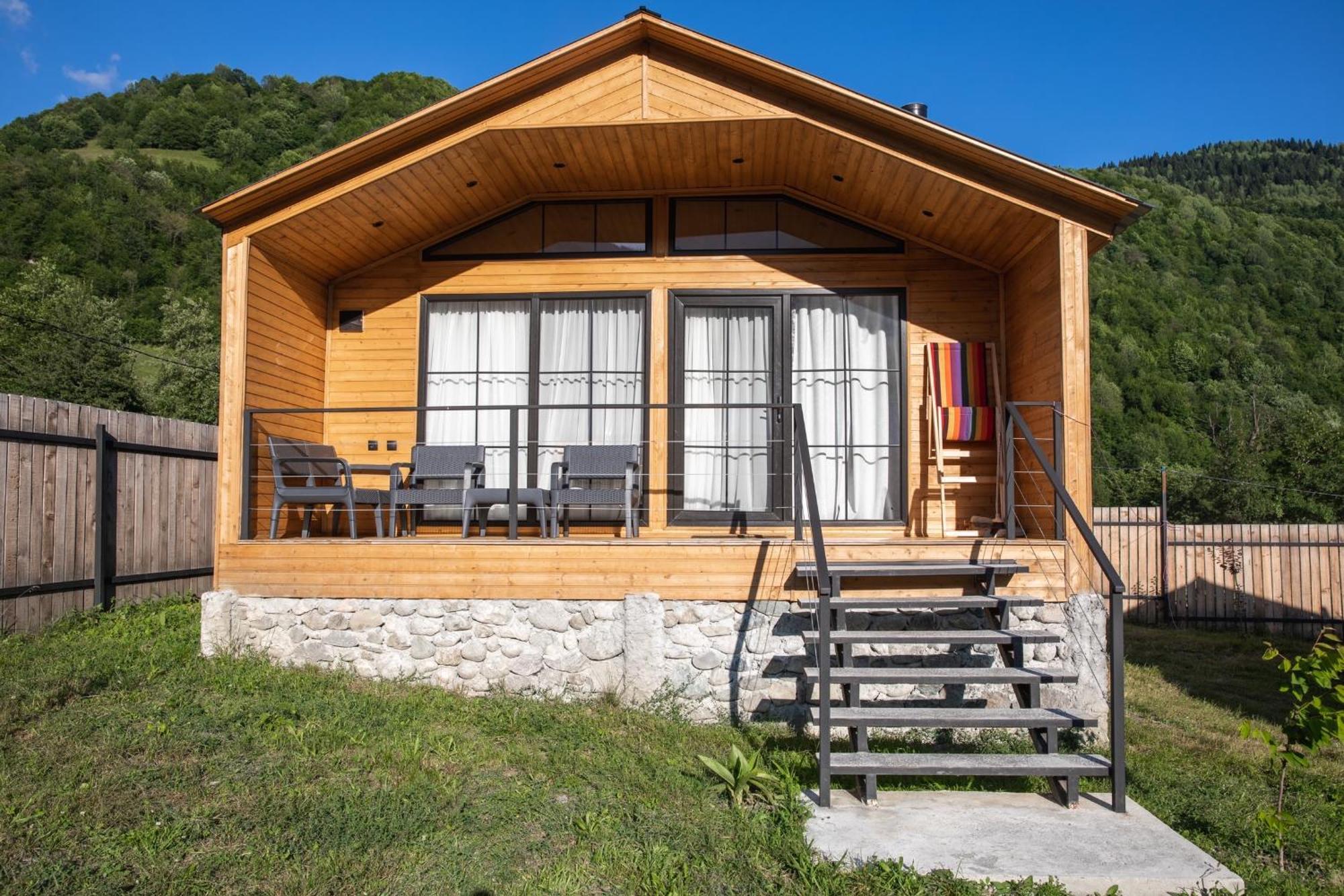 Mestia Villas Extérieur photo