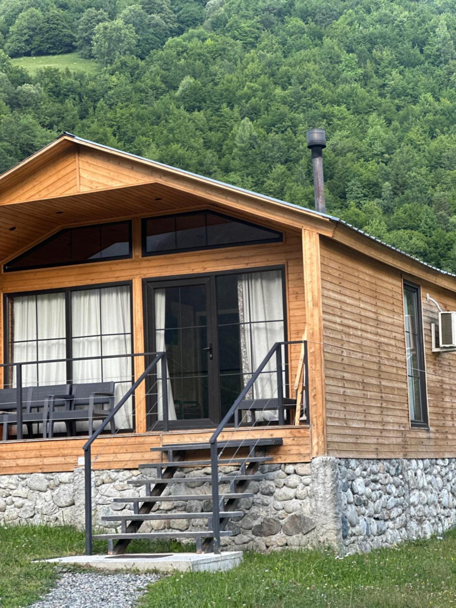 Mestia Villas Extérieur photo