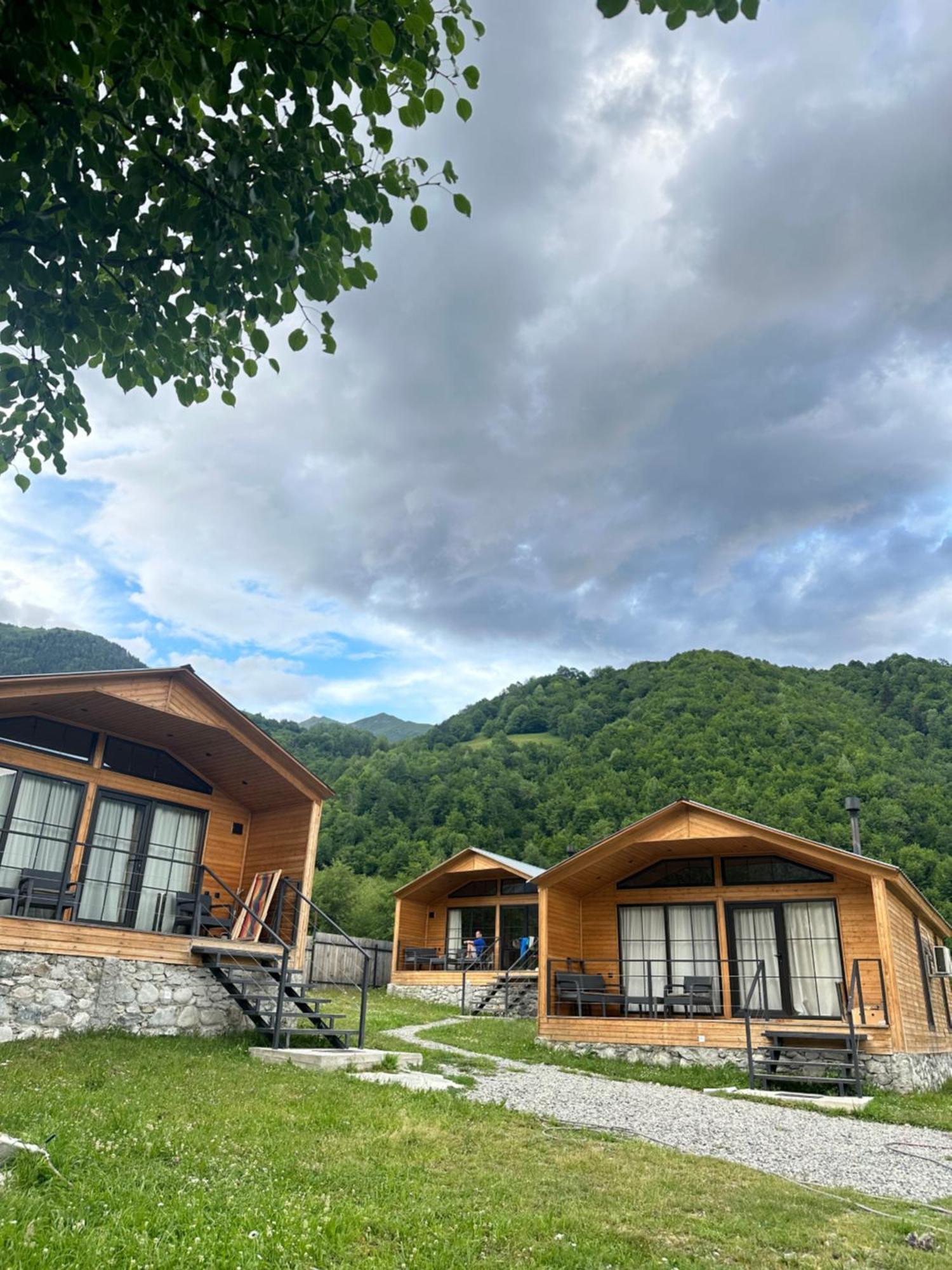 Mestia Villas Extérieur photo
