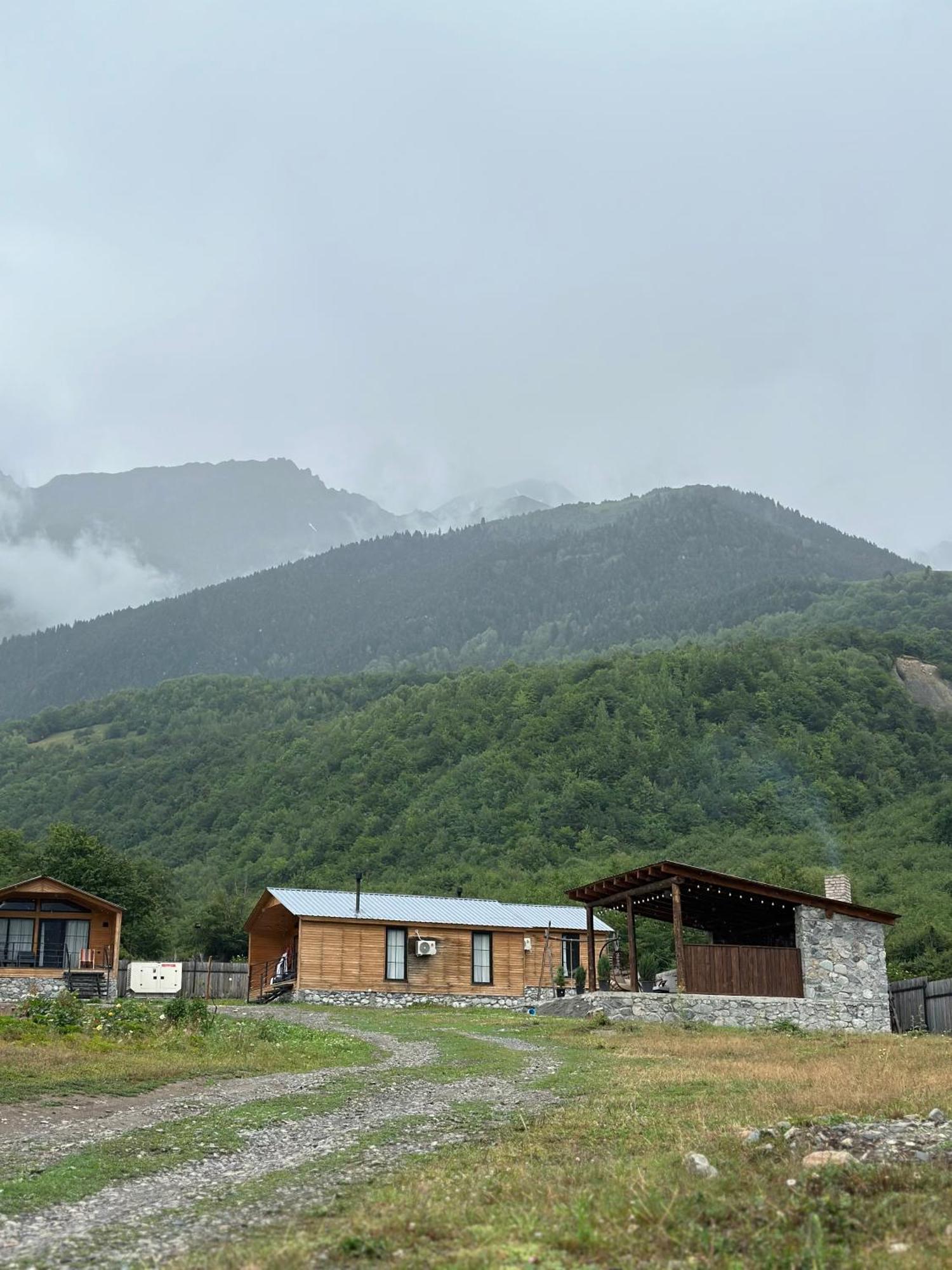 Mestia Villas Extérieur photo